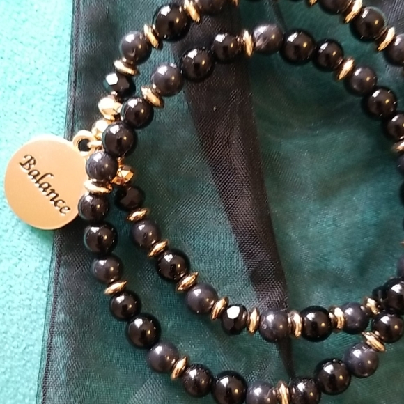 ONYX Semiprecious Beads Stretch Bracelets - Picture 6 of 6